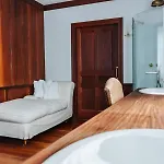 Hotel Irma 5*