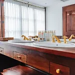 Hotel Irma 5*