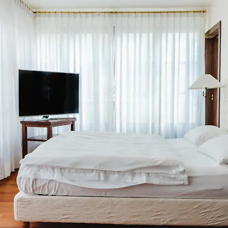 Irma Hotel 4*