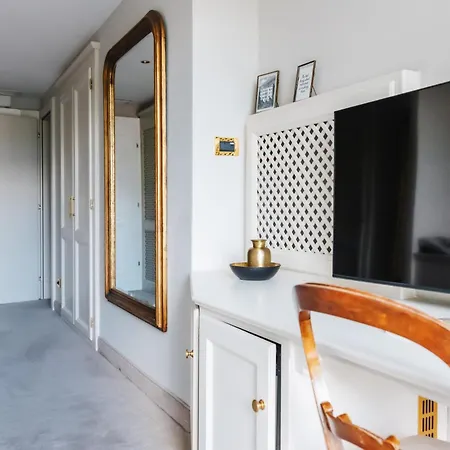 Hotel Irma 4*